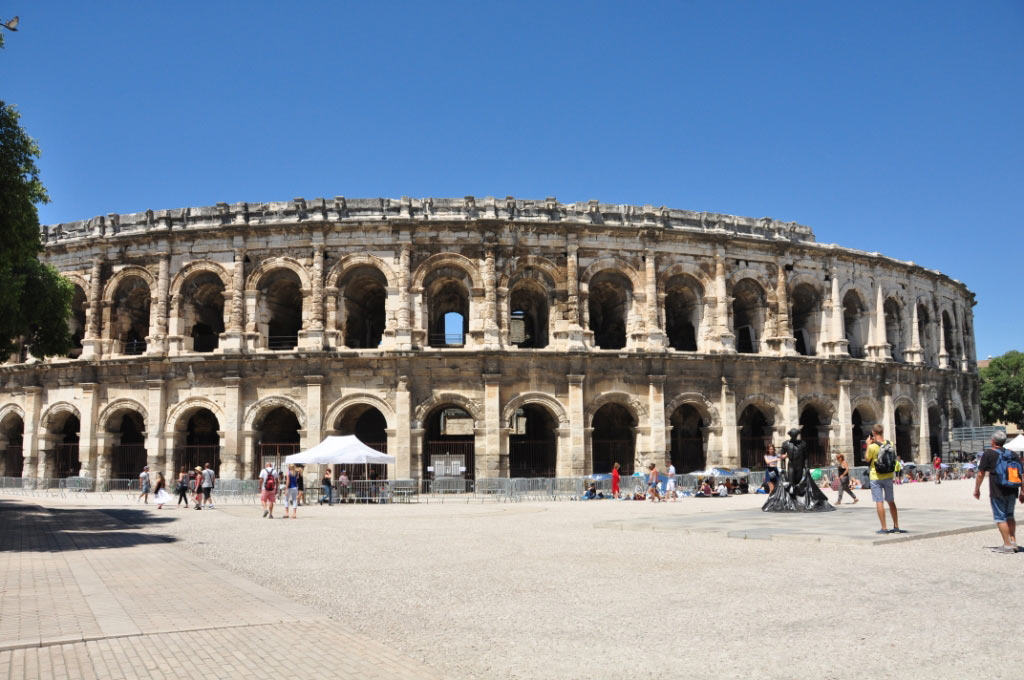 Nimes